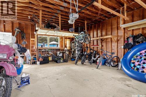 2705 Grant Road, Regina, SK - Indoor Photo Showing Garage