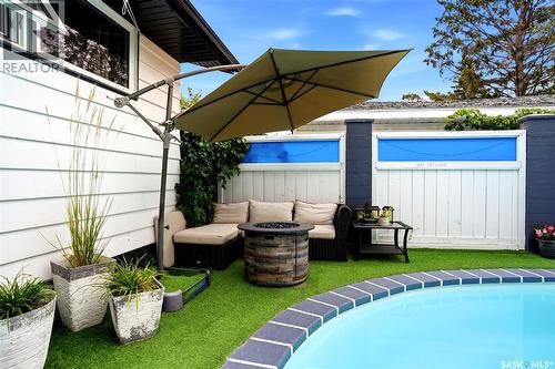 2705 Grant Road, Regina, SK - Outdoor