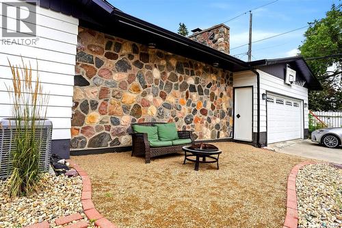 2705 Grant Road, Regina, SK - Outdoor