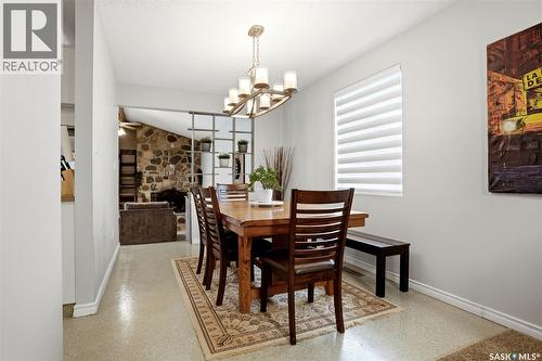 2705 Grant Road, Regina, SK - Indoor Photo Showing Dining Room