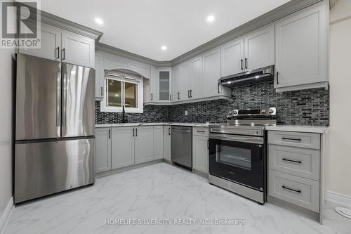 3803 Keenan Crescent, Mississauga, ON - Indoor Photo Showing Kitchen With Stainless Steel Kitchen With Upgraded Kitchen