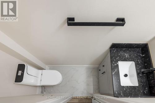 3803 Keenan Crescent, Mississauga, ON - Indoor Photo Showing Bathroom