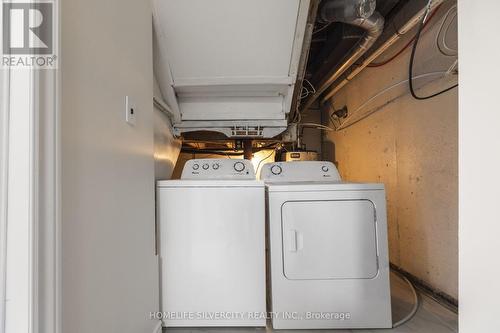 3803 Keenan Crescent, Mississauga, ON - Indoor Photo Showing Laundry Room