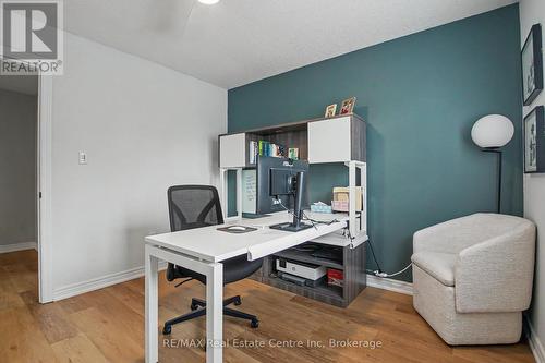 115 Mcfarlane Drive, Cambridge, ON - Indoor Photo Showing Office