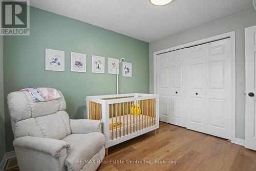 115 Mcfarlane Drive, Cambridge, ON - Indoor Photo Showing Bedroom