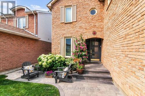 18 Bashford Road, Ajax, ON - Outdoor With Exterior