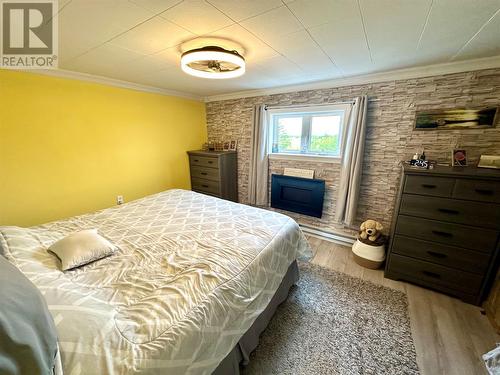 11 Atlantic Drive, Lumsden, NL - Indoor Photo Showing Bedroom