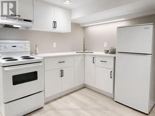 678 OXFORD STREET E , London East (East C), Ontario N5Y 3J5 2