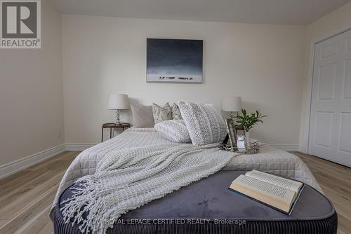 111 Limeridge Road W, Hamilton, ON - Indoor Photo Showing Bedroom