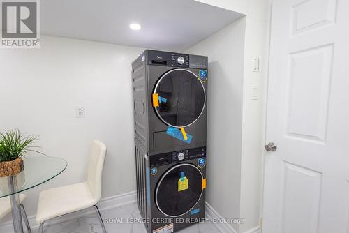 111 Limeridge Road W, Hamilton, ON - Indoor Photo Showing Laundry Room