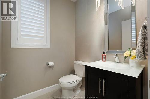 6181 Silver Maple, Lasalle, ON - Indoor Photo Showing Bathroom