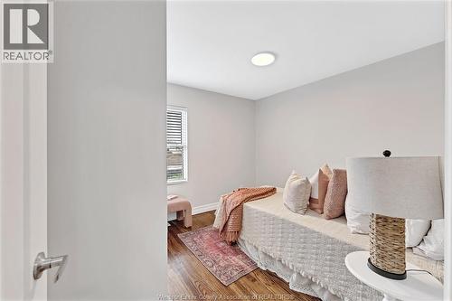 1362 Elsmere, Windsor, ON - Indoor