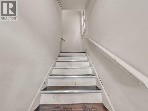 751 Windsor Avenue, Windsor, ON - Indoor Photo Showing Other Room