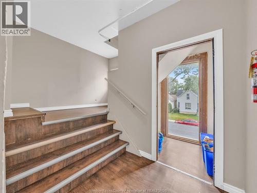 751 Windsor Avenue, Windsor, ON - Indoor Photo Showing Other Room