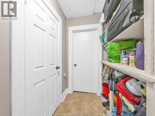 751 Windsor Avenue, Windsor, ON - Indoor Photo Showing Other Room