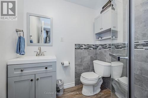392 Imperial Road S, Guelph (Willow West/Sugarbush/West Acres), ON - Indoor Photo Showing Bathroom