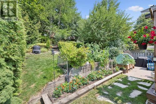 392 Imperial Road S, Guelph (Willow West/Sugarbush/West Acres), ON - Outdoor