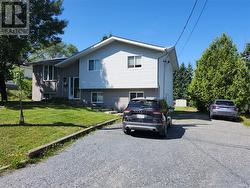 155 Ridgemount Avenue  Sudbury, ON P3B 3W4