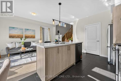 10 Harvey Bunker Crescent, Markham, ON - Indoor Photo Showing Other Room