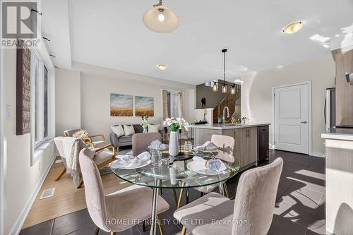 10 Harvey Bunker Crescent, Markham, ON - Indoor Photo Showing Dining Room
