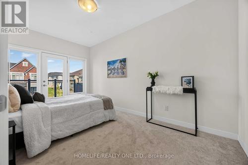 10 Harvey Bunker Crescent, Markham, ON - Indoor Photo Showing Bedroom