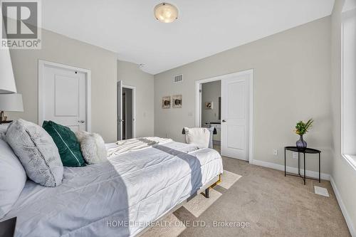 10 Harvey Bunker Crescent, Markham, ON - Indoor Photo Showing Bedroom