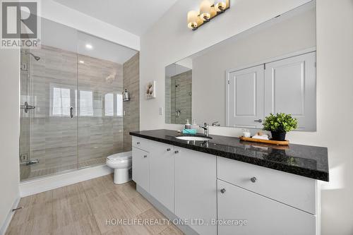 10 Harvey Bunker Crescent, Markham, ON - Indoor Photo Showing Bathroom
