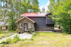 49 HURONWOODS DRIVE Oro-Medonte, ON L0K 1E0
