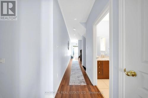 5517 Meadowcrest Avenue, Mississauga, ON - Indoor Photo Showing Other Room