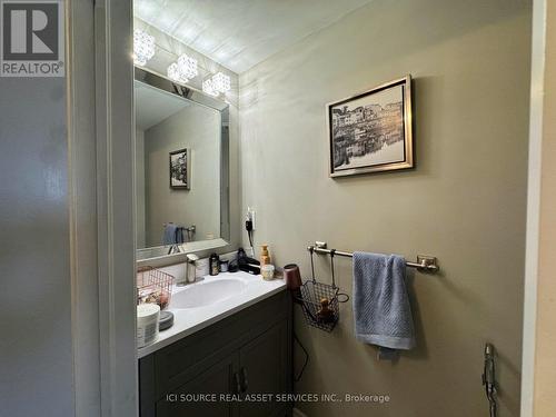 543 Goldenrod Lane, Kitchener, ON - Indoor Photo Showing Bathroom