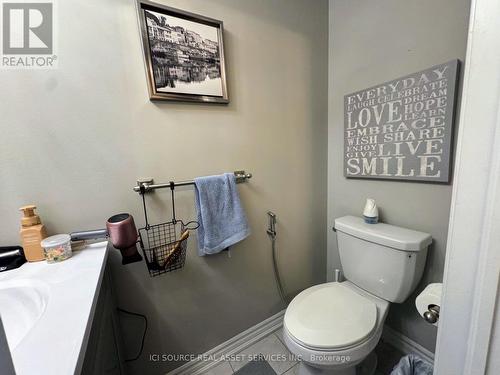 543 Goldenrod Lane, Kitchener, ON - Indoor Photo Showing Bathroom