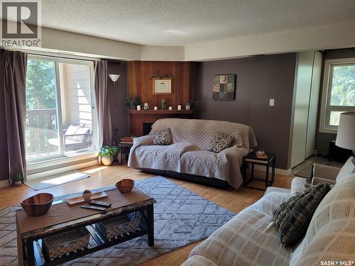 320 510 Prairie Avenue, Saskatoon, SK - Indoor Photo Showing Living Room