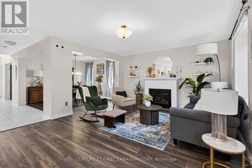 10 Birchall Lane, St. Thomas, ON - Indoor Photo Showing Living Room With Fireplace