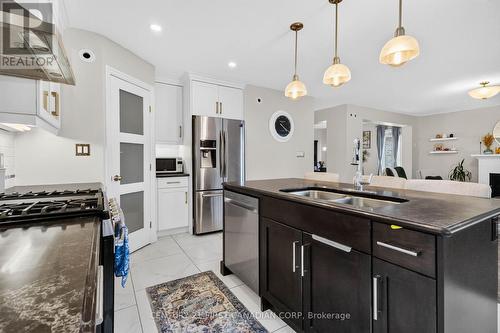 10 Birchall Lane, St. Thomas, ON - Indoor Photo Showing Kitchen With Double Sink