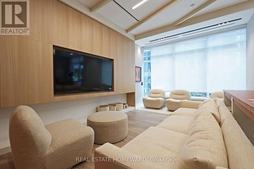 1703 - 10 Oak Street, Toronto, ON 