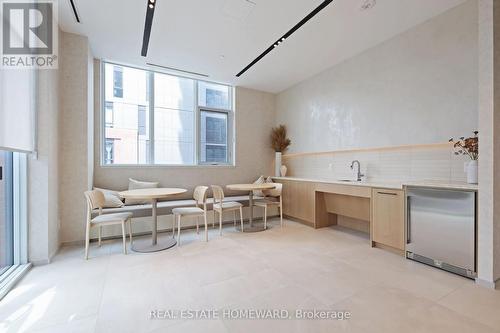 1703 - 10 Oak Street, Toronto, ON 