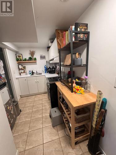 LOWER - 10 HAMILTON STREET , Toronto, Ontario M4M 2C5 4