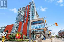 1008 - 118 HOLMWOOD AVENUE  Ottawa, ON K1S 5J5