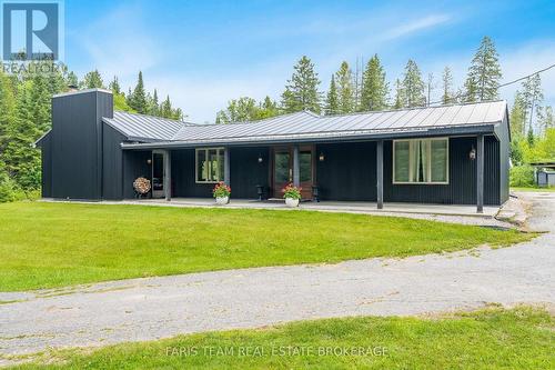 1076 Beaver Lane, Springwater, ON 