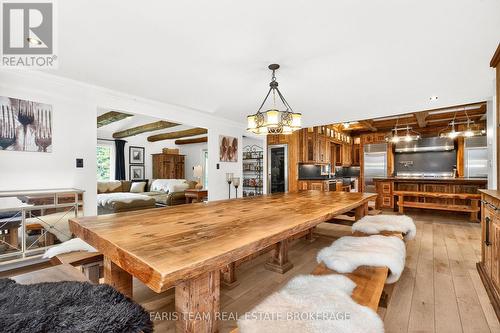 1076 Beaver Lane, Springwater, ON 