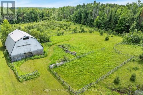 1076 Beaver Lane, Springwater, ON 
