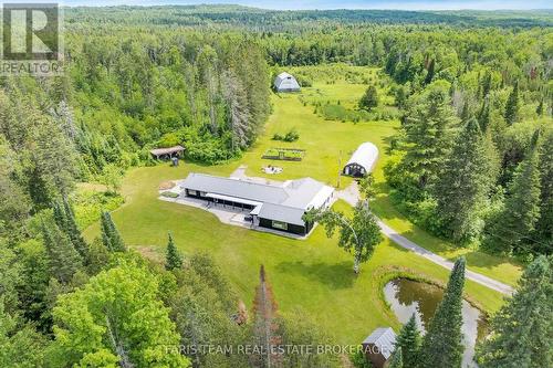 1076 Beaver Lane, Springwater, ON 