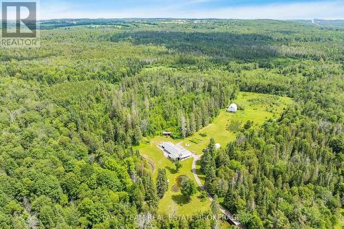 1076 Beaver Lane, Springwater, ON 