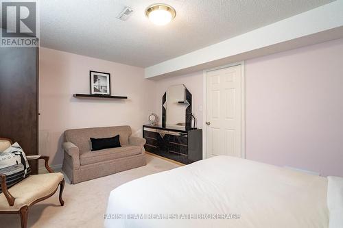 157 Emms Drive, Barrie, ON - Indoor Photo Showing Bedroom