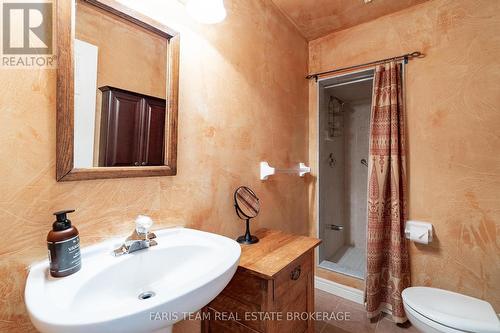 157 Emms Drive, Barrie, ON - Indoor Photo Showing Bathroom