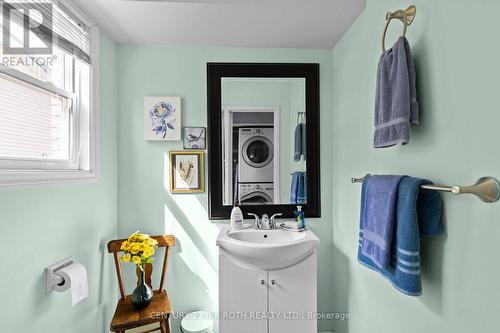 10 Andrea Crescent, Orillia, ON - Indoor Photo Showing Bathroom