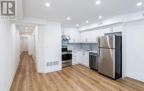 3 - 45 ASTORIA AVENUE , Toronto, Ontario M6N 2V6