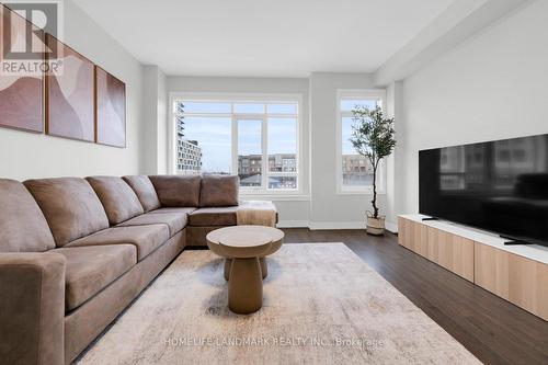 217 SALTERTON CIRCLE , Vaughan, Ontario L6A 4Z2 2