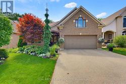 64 CARMICHAEL CRESCENT  Brantford, ON N3R 8A9