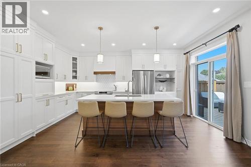 401 Valridge Drive, Ancaster, ON - Indoor Photo Showing Kitchen With Upgraded Kitchen
